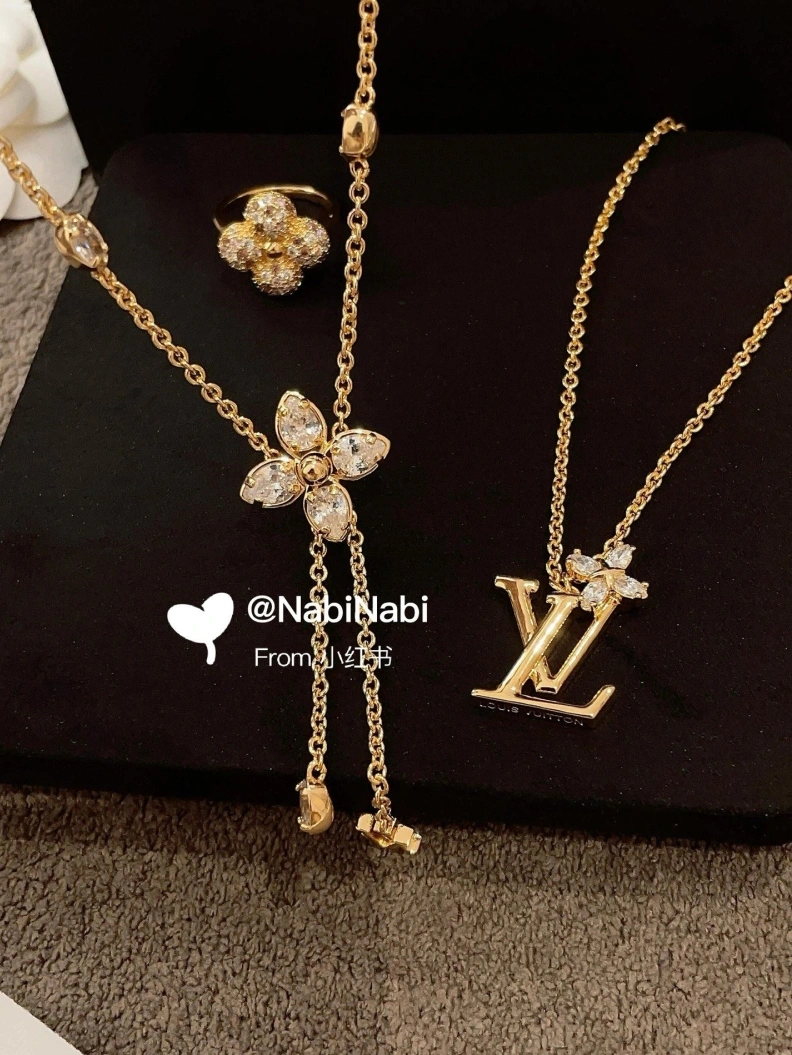 Durable LX Necklaces 308961