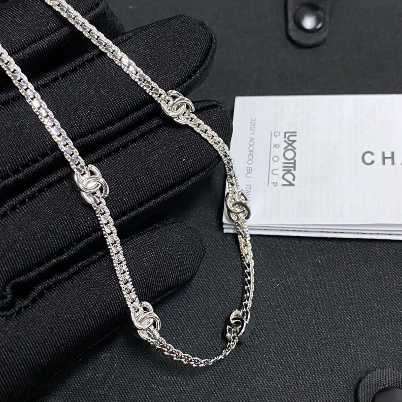 NewStyle Chxnxl Necklaces 285545