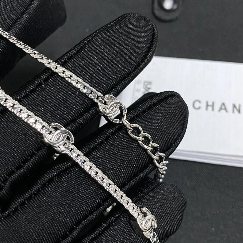 NewStyle Chxnxl Necklaces 285545