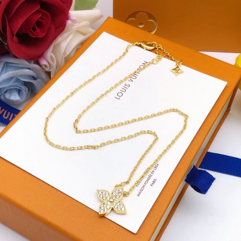 EyeCatching LX Necklaces 308960