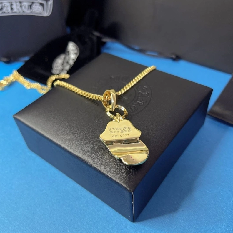 Classic Chrxmx Hxxrts Necklaces 297165
