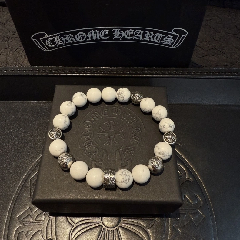 Stylish Chrxmx Hxxrts Bracelets 297488