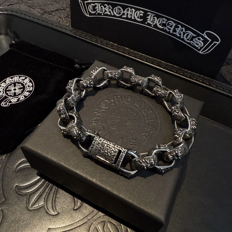Elegant Chrxmx Hxxrts Bracelets 297485