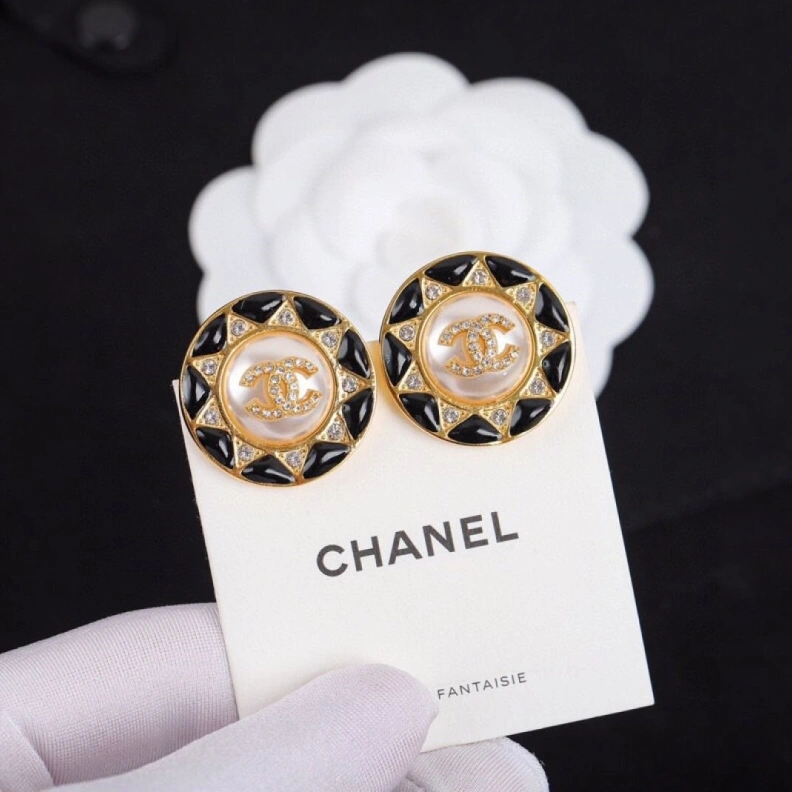 Efficient Chxnxl Earrings 286255