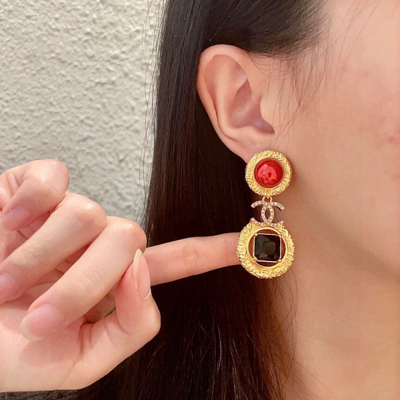 Vibrant Chxnxl Earrings 286247