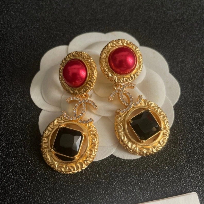 Vibrant Chxnxl Earrings 286247