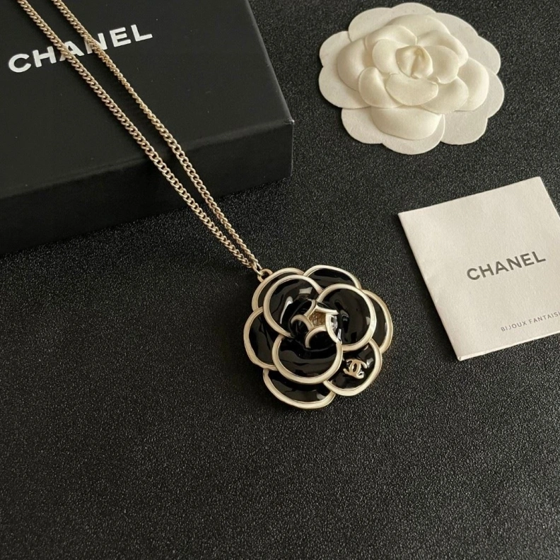 Fashionable Chxnxl Necklaces 285544