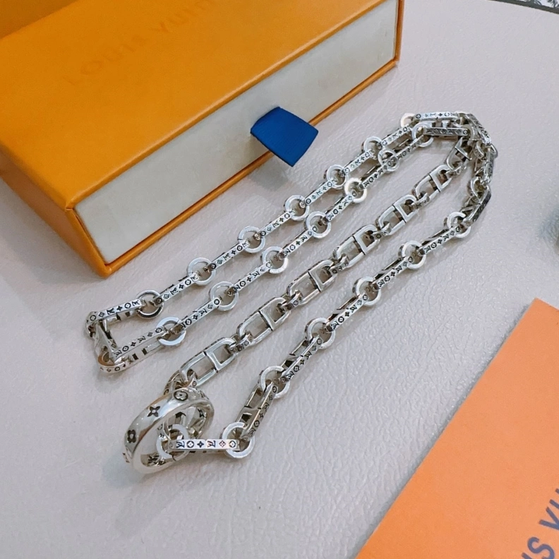 Comfortable LX Necklaces 308943