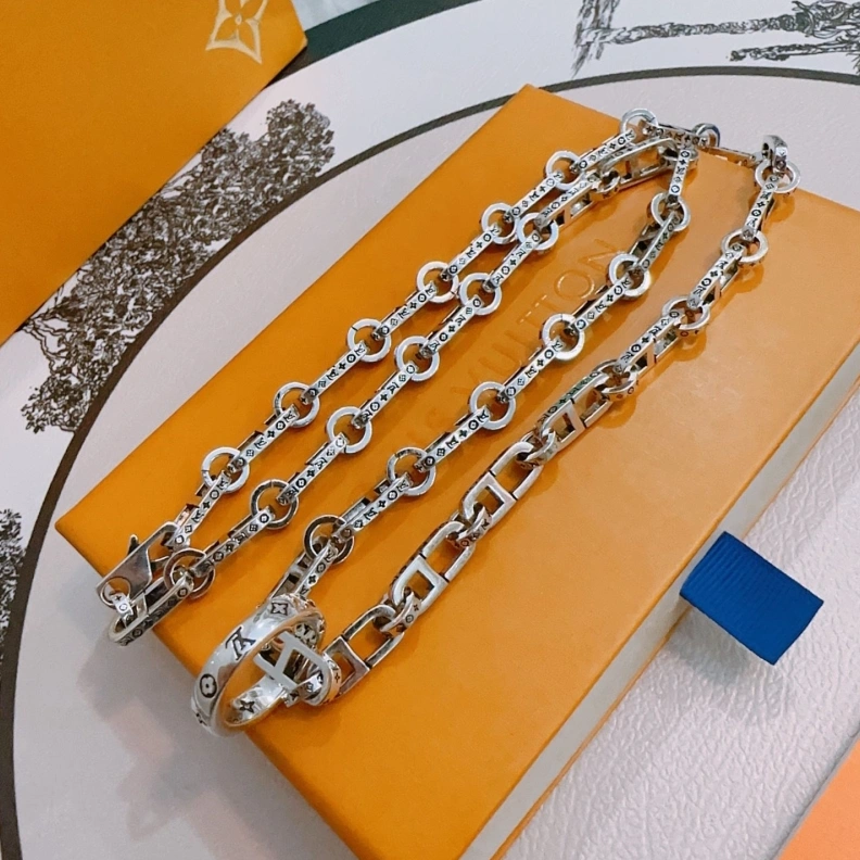 Comfortable LX Necklaces 308943