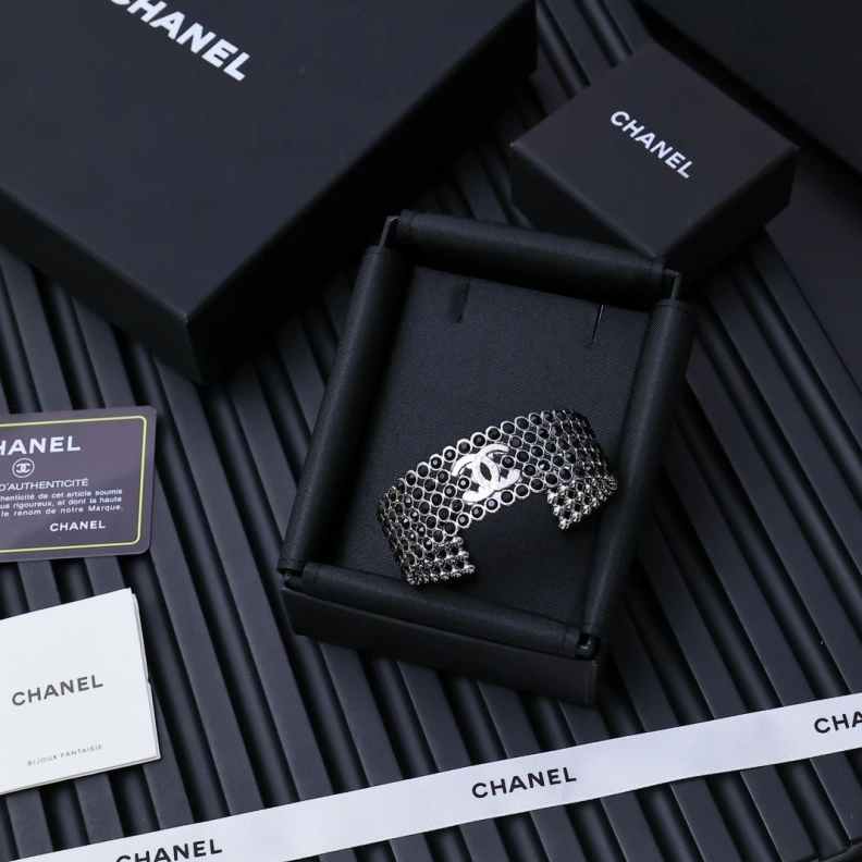 Efficient Chxnxl Bracelets 286521