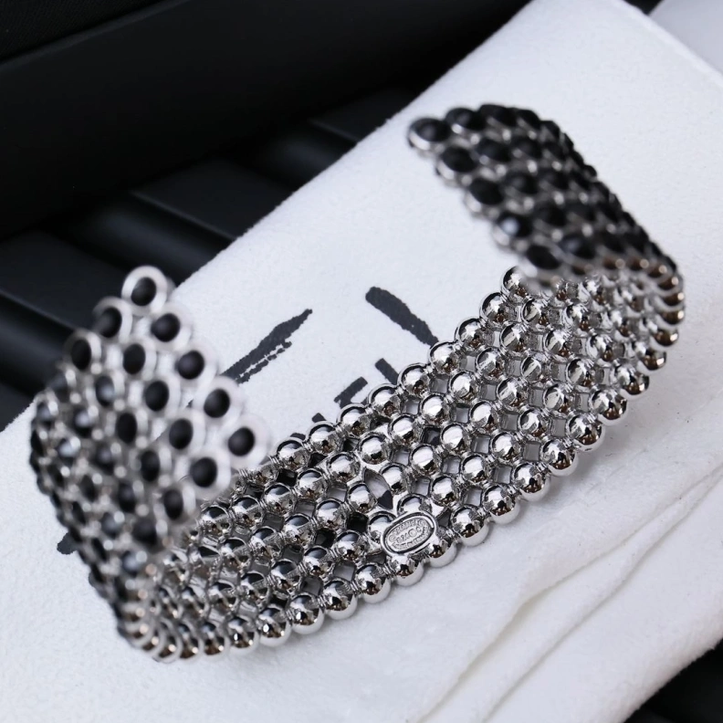 Efficient Chxnxl Bracelets 286521