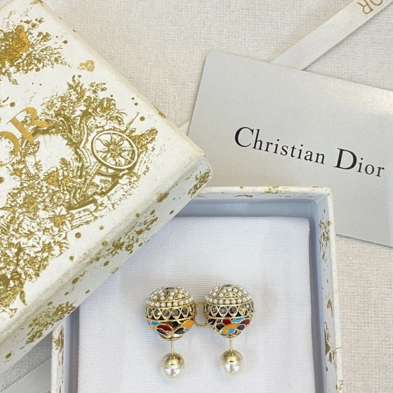 Christian Dxxr Earrings TopPick 294252