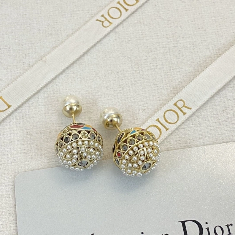 Christian Dxxr Earrings TopPick 294252