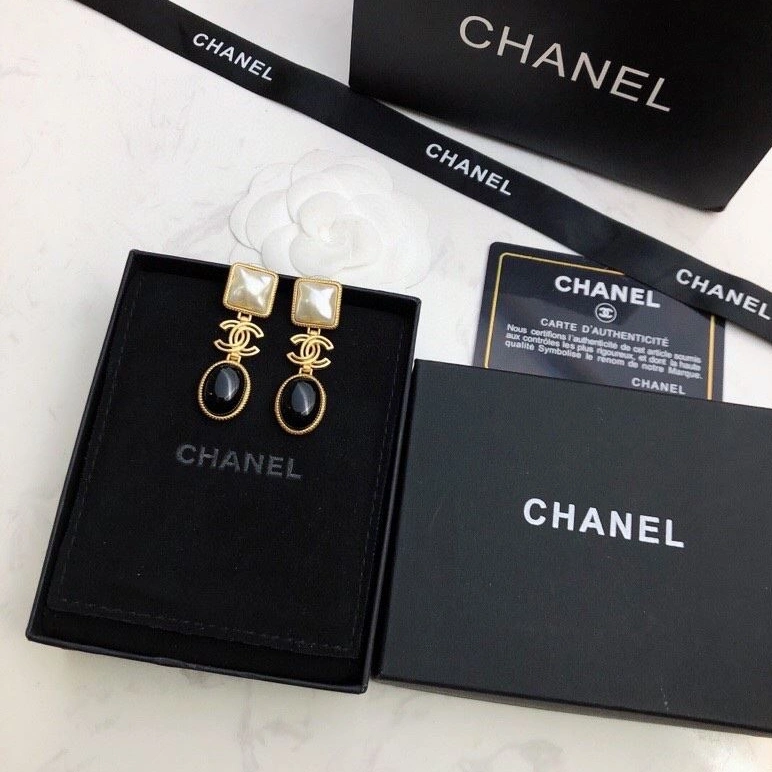 Stylish Chxnxl Earrings 286232
