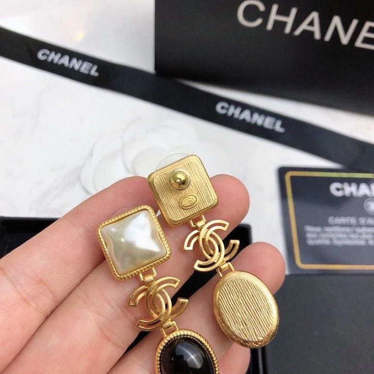 Stylish Chxnxl Earrings 286232