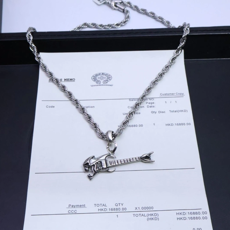 Classic Chrxmx Hxxrts Necklaces 297150