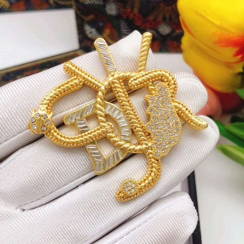 Christian Dxxr Brooches StreetReady 294272