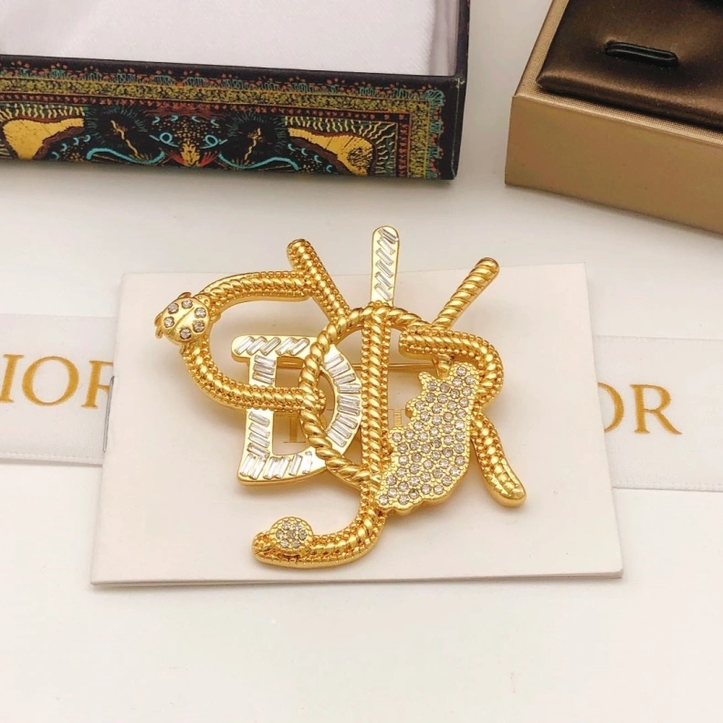 Christian Dxxr Brooches StreetReady 294272