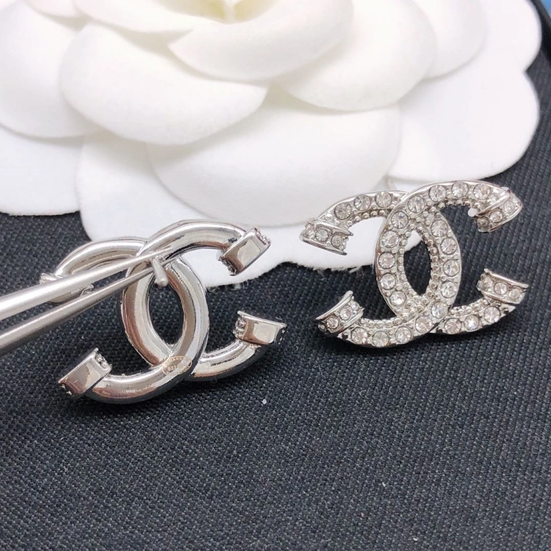 Chxnxl Earrings EyeCatching 286228