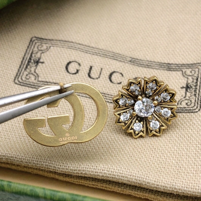 Minimalist Gxccx Earrings 302792