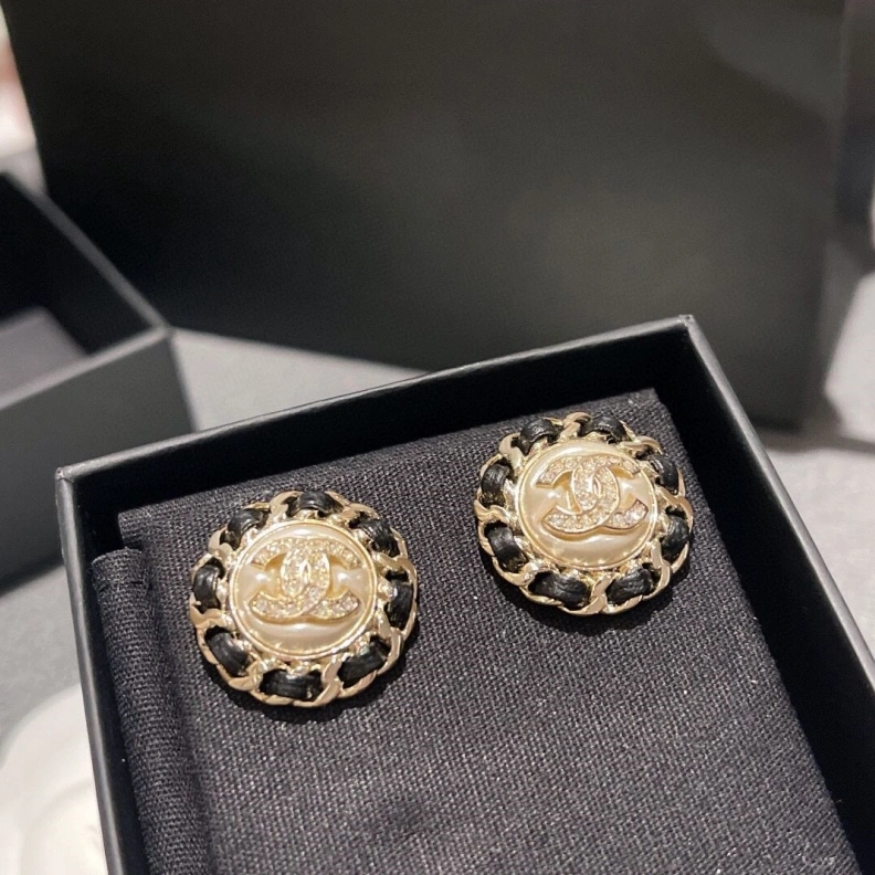 Soft Chxnxl Earrings 286227