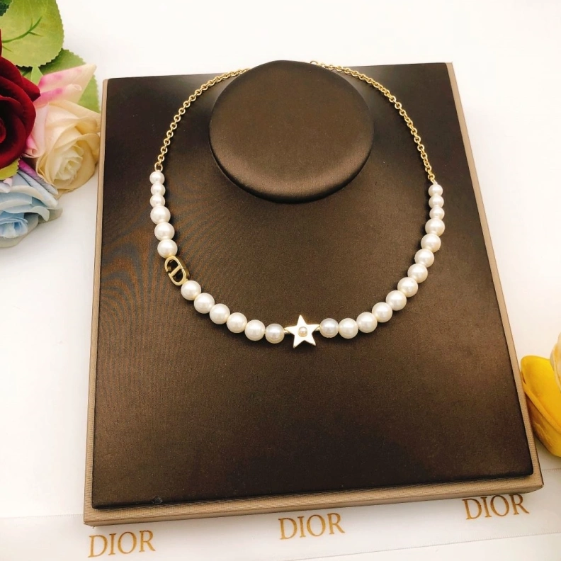 Modern Christian Dxxr Necklaces 294117
