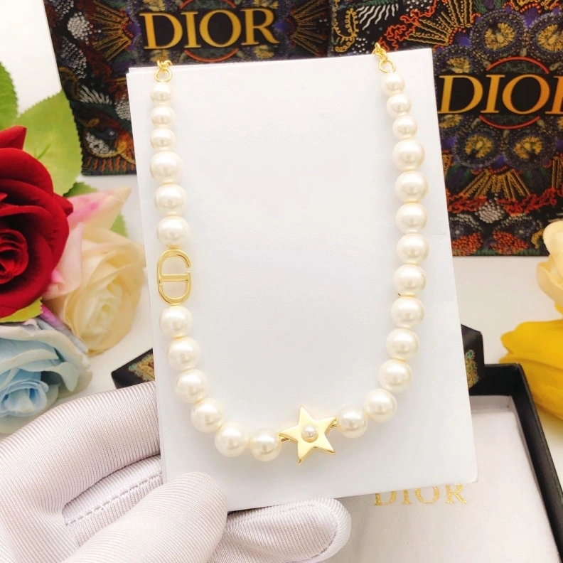 Modern Christian Dxxr Necklaces 294117