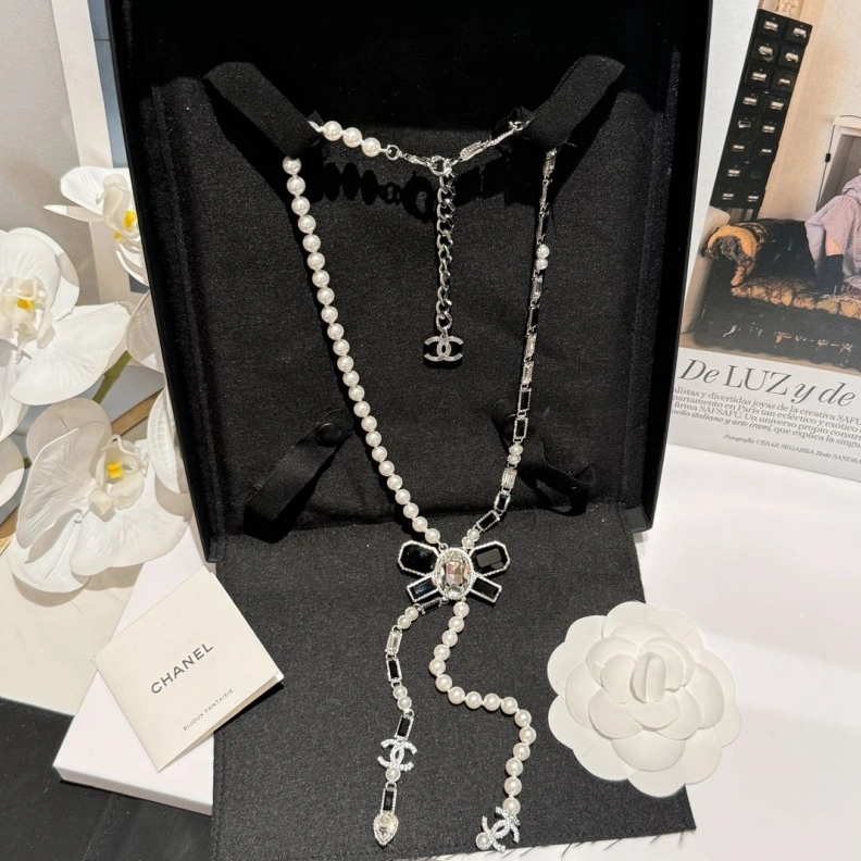 Reliable Chxnxl Necklaces 285543