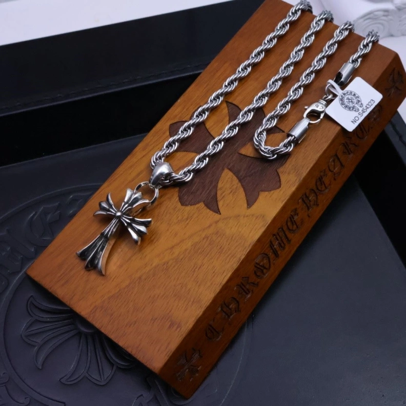 Chrxmx Hxxrts Necklaces Sleek 297135