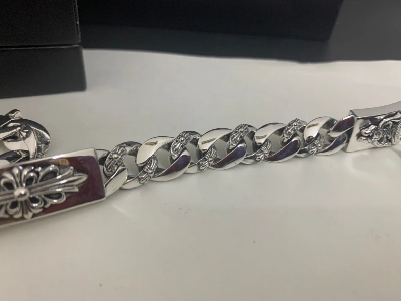 Resilient Chrxmx Hxxrts Bracelets 297463