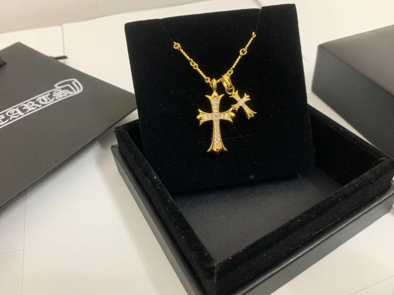 Trendy Chrxmx Hxxrts Necklaces 297122