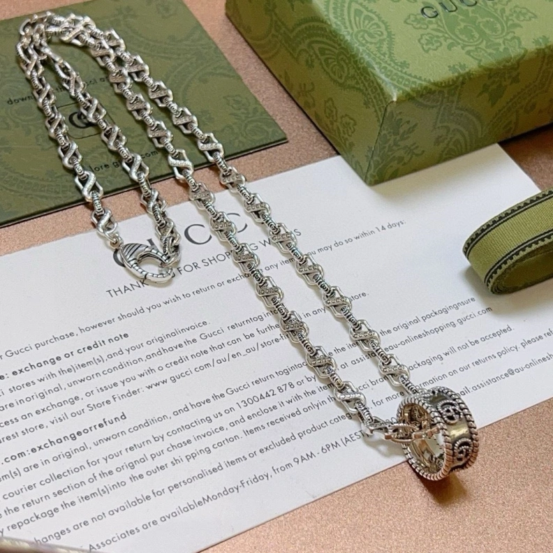 Stylish Gxccx Necklaces 302669