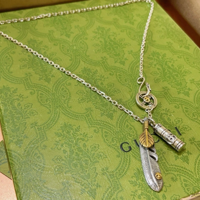 Gxccx Necklaces Elegant 302668
