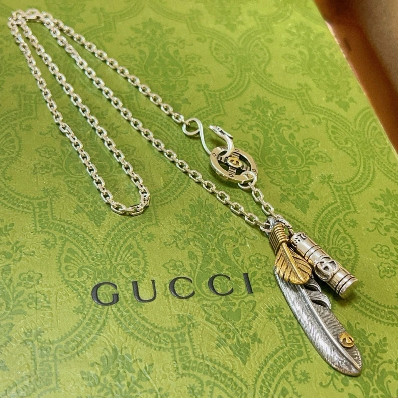 Gxccx Necklaces Elegant 302668