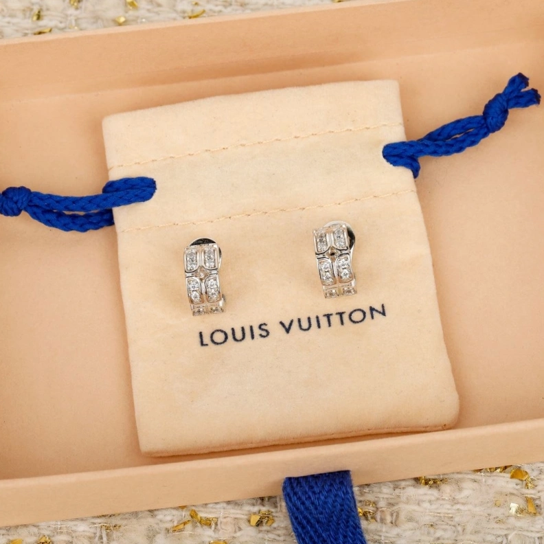 Functional LX Necklaces 308926