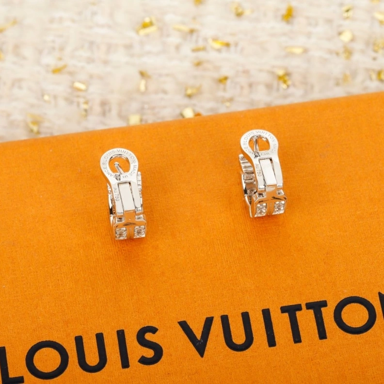 Functional LX Necklaces 308926