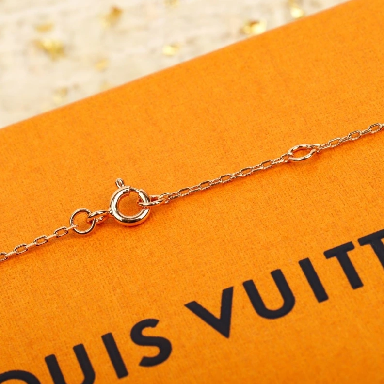 Breathable LX Necklaces 308929