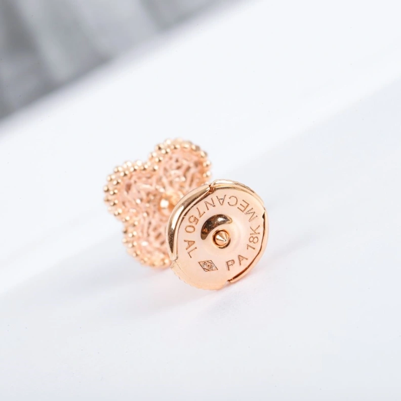 Christian Dxxr Earrings Minimalist 294241