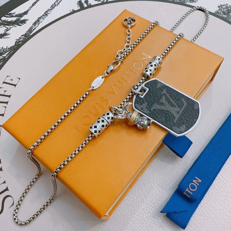 Modern LX Necklaces 308932