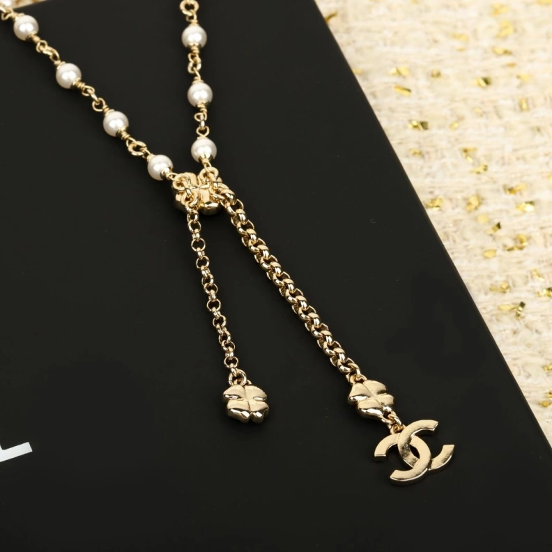 Flexible Chxnxl Necklaces 285528