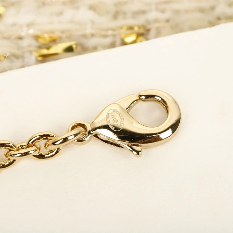 Durable Chxnxl Necklaces 285526