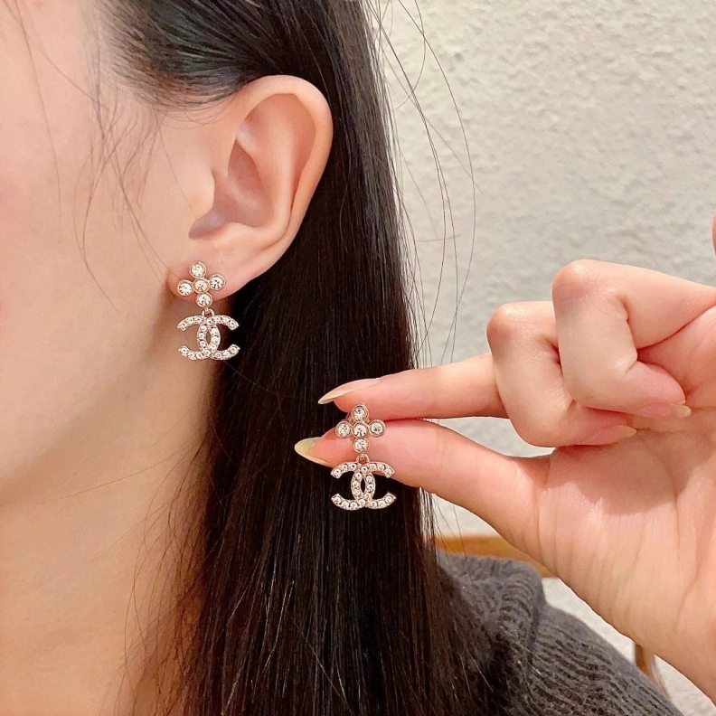 Lightweight Chxnxl Earrings 286208