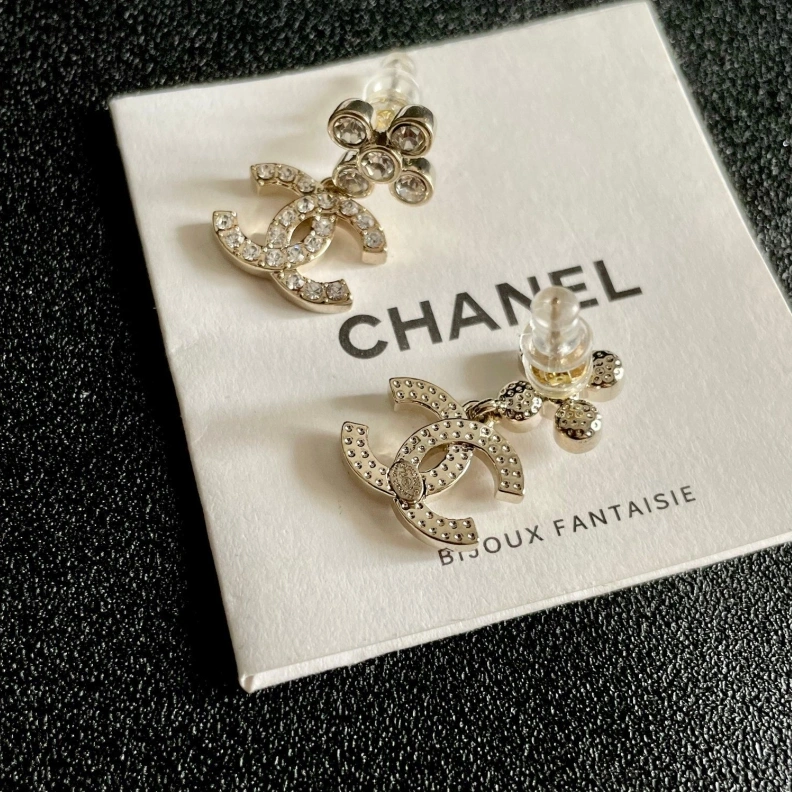 Lightweight Chxnxl Earrings 286208