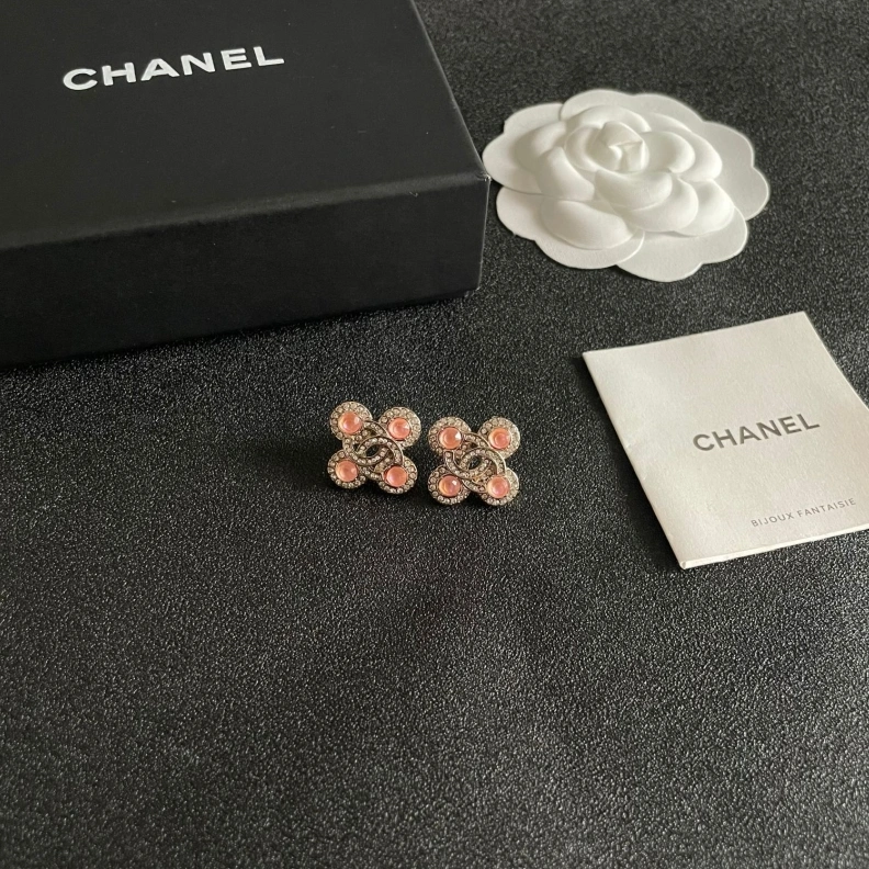 Sleek Chxnxl Earrings 286199