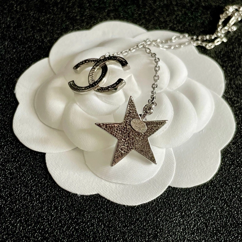 Unique Chxnxl Necklaces 285520