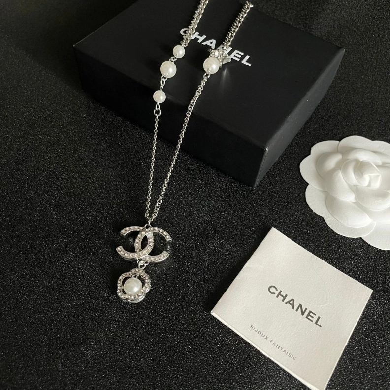 Timeless Chxnxl Necklaces 285521