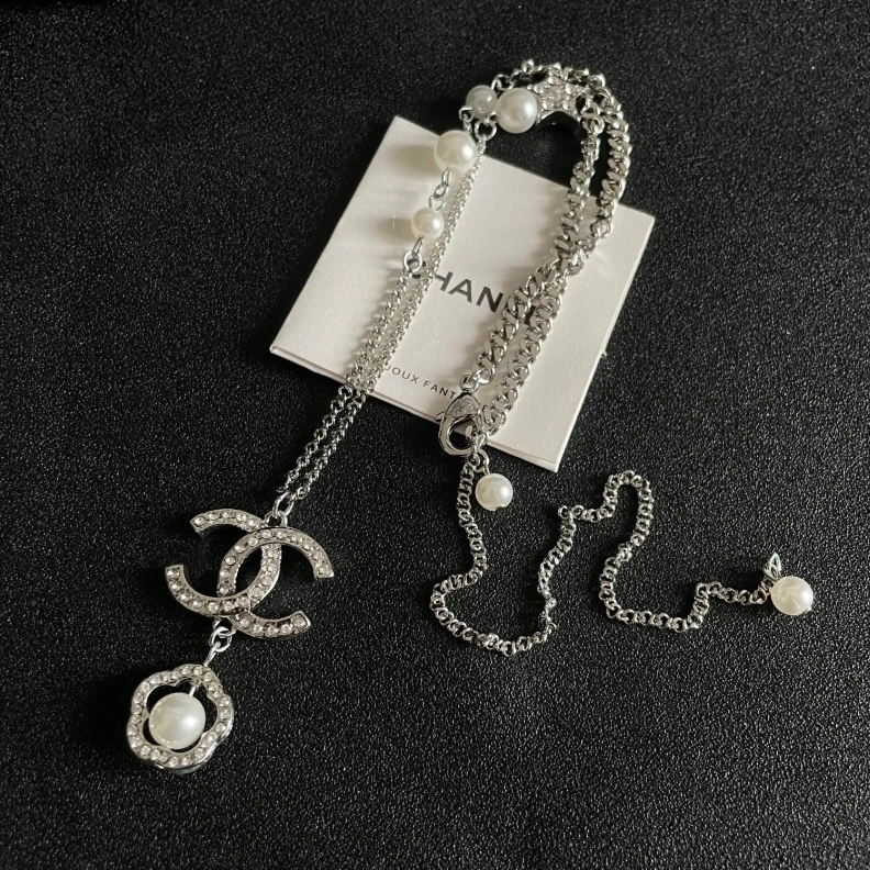 Timeless Chxnxl Necklaces 285521