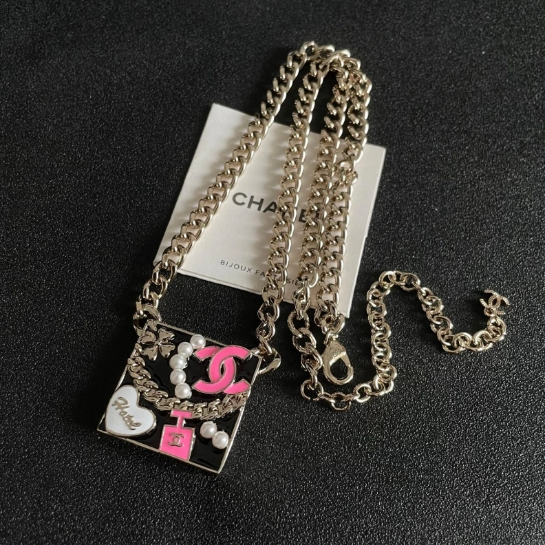 Chxnxl Necklaces Sleek 285518