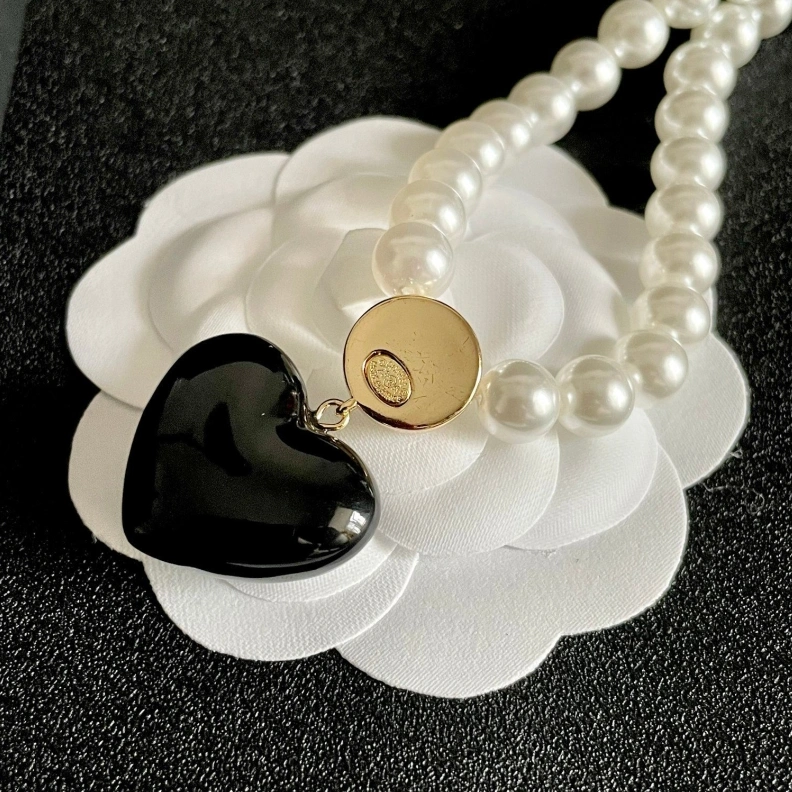 HighQuality Chxnxl Necklaces 285517
