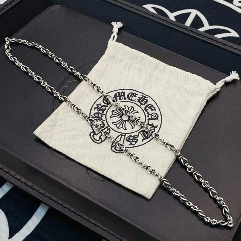 Comfortable Chrxmx Hxxrts Necklaces 297106